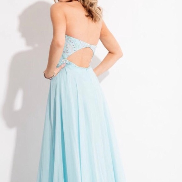 Prom Gown - Picture 2 of 3